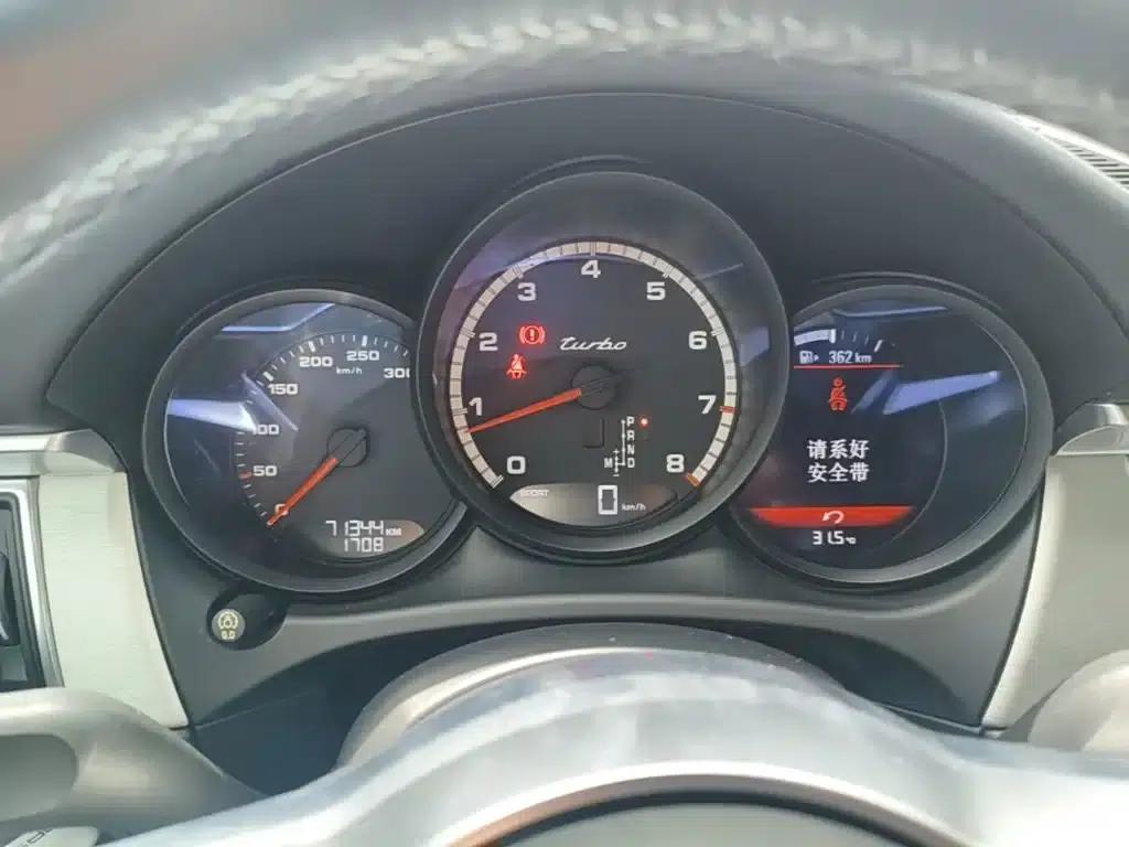 2017 Macan Turbo 3.6T — миниатюра 12