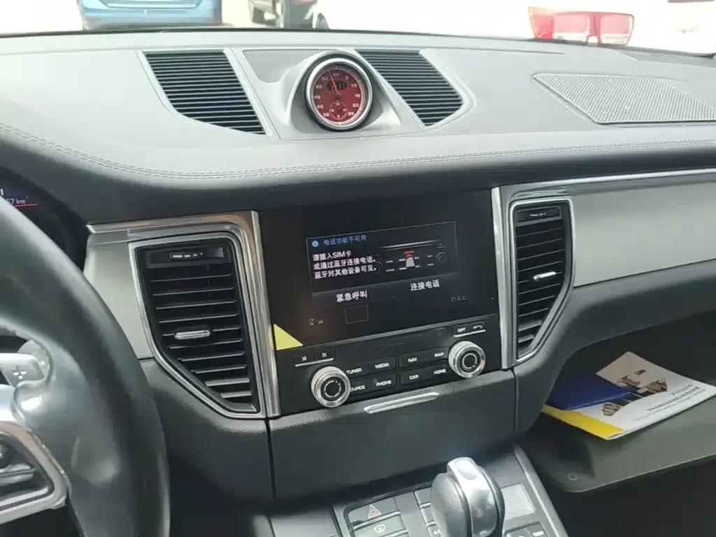 2017 Macan Turbo 3.6T — миниатюра 13