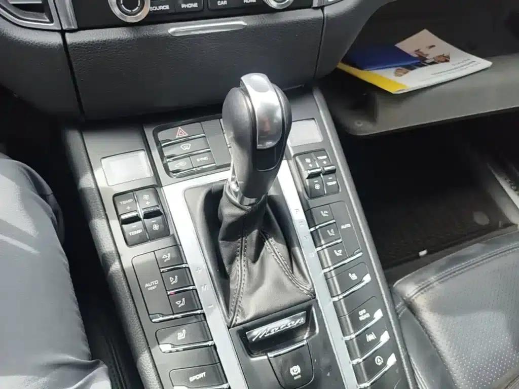 2017 Macan Turbo 3.6T — миниатюра 14
