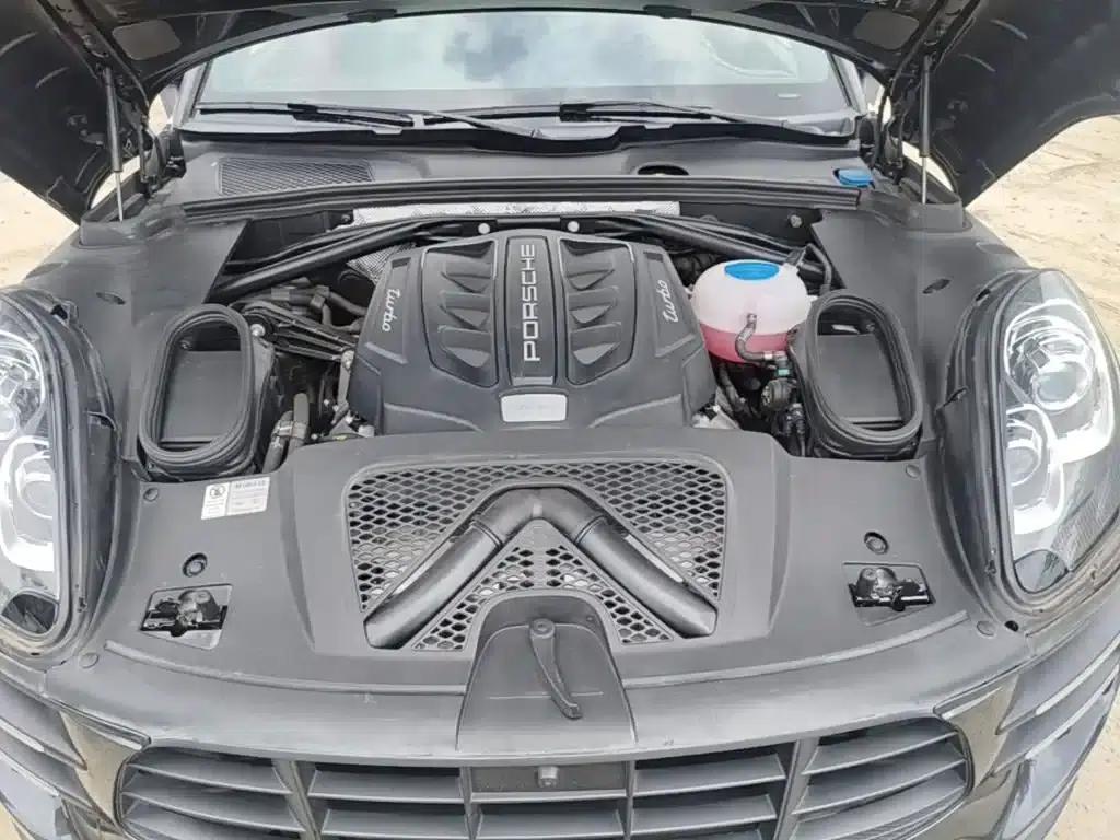 2017 Macan Turbo 3.6T — миниатюра 20