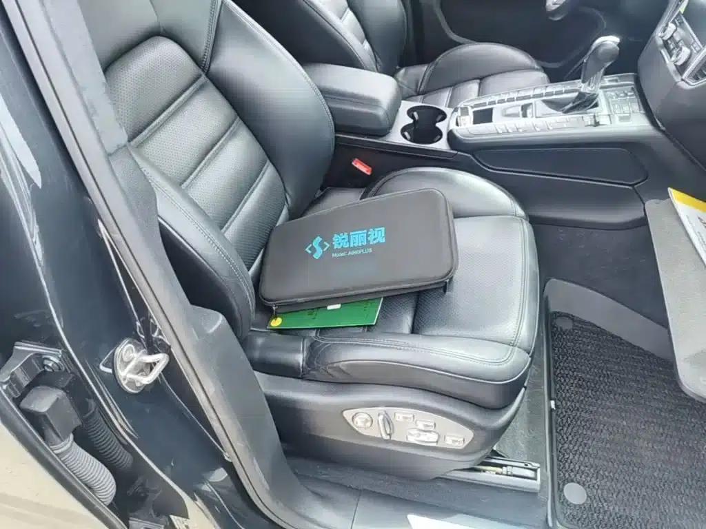 2017 Macan Turbo 3.6T — миниатюра 25