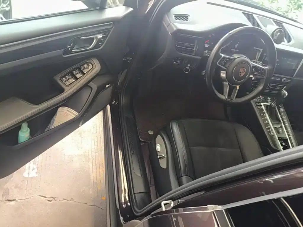 2021 Macan 2.0T — миниатюра 16
