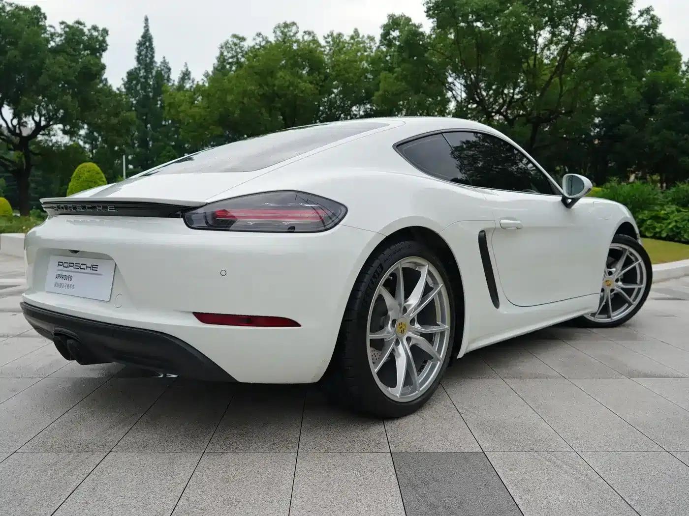 Porsche 718 Cayman 2022 2.0T — миниатюра 18