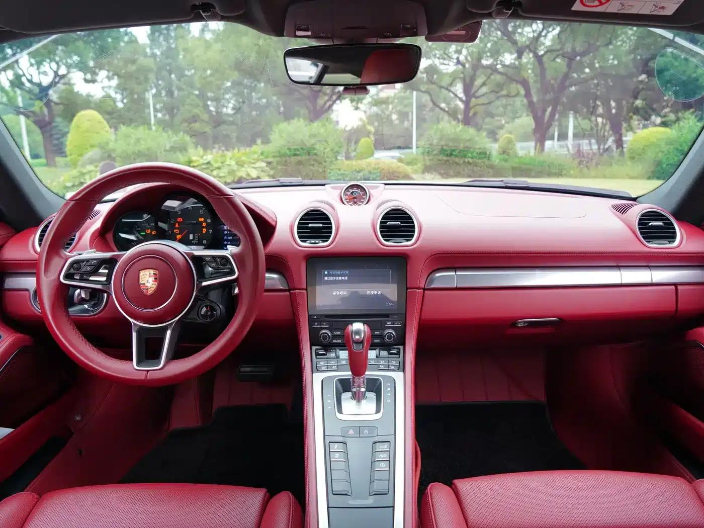 Porsche 718 Cayman 2022 2.0T — миниатюра 9