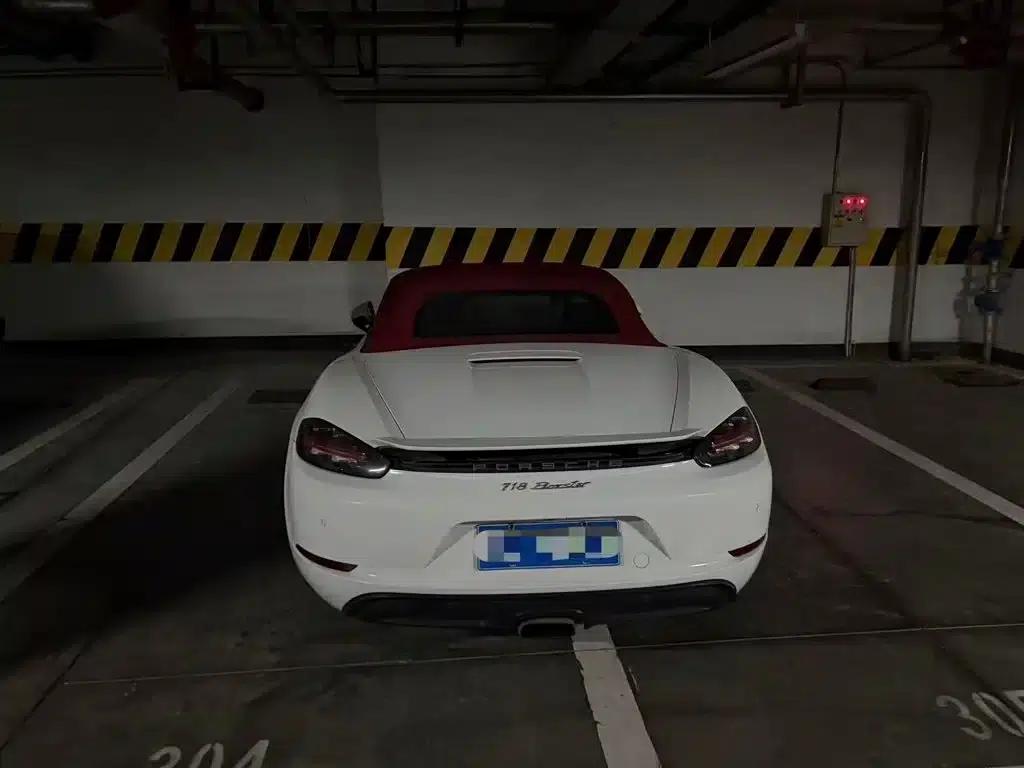 2016 Porsche 718 Boxster 2.0T — миниатюра 3