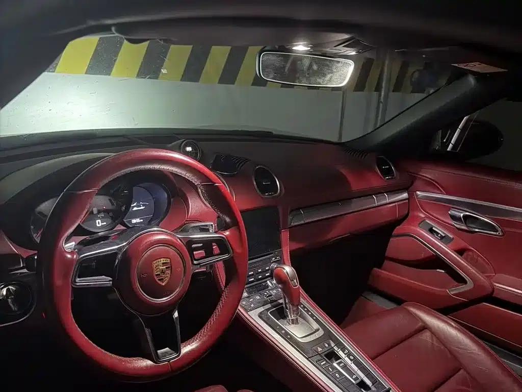 2016 Porsche 718 Boxster 2.0T — миниатюра 5