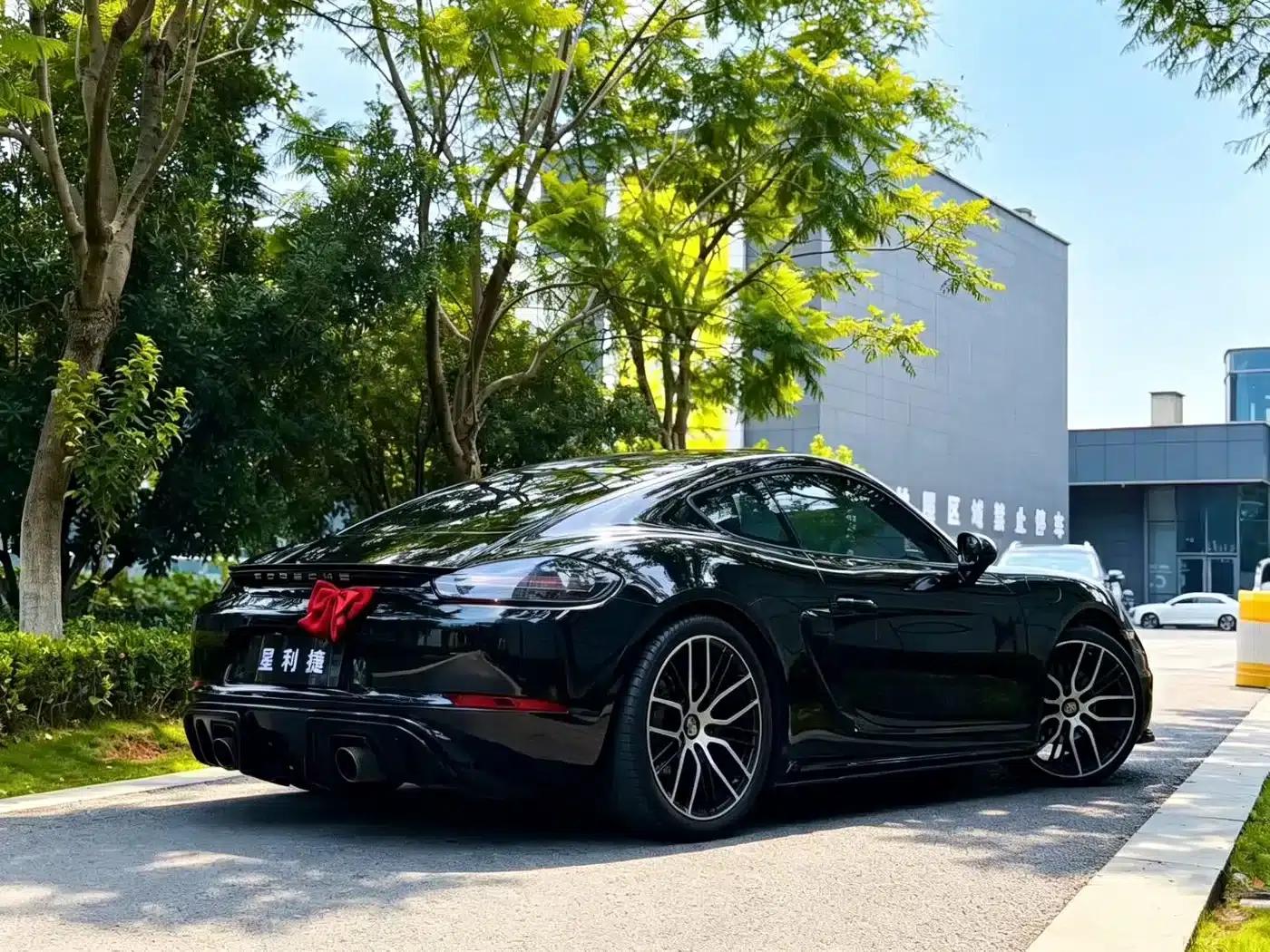 Porsche 718 Cayman 2020 2.0T — миниатюра 7