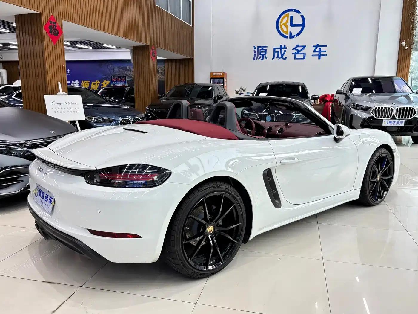 2022 Porsche 718 Boxster 2.0T — миниатюра 11
