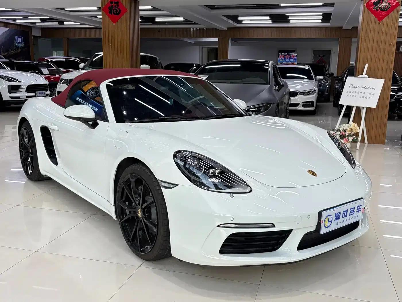 2022 Porsche 718 Boxster 2.0T — миниатюра 3