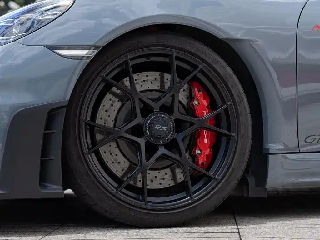 Porsche 718 2022 Cayman GT4 RS 4.0L — миниатюра 8