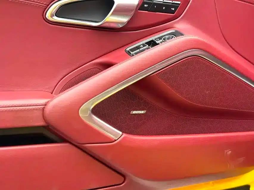 2022 Porsche 718 Boxster 2.0T — миниатюра 15