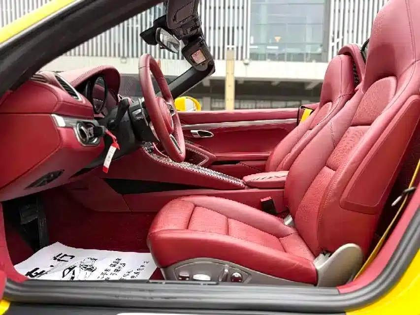2022 Porsche 718 Boxster 2.0T — миниатюра 5