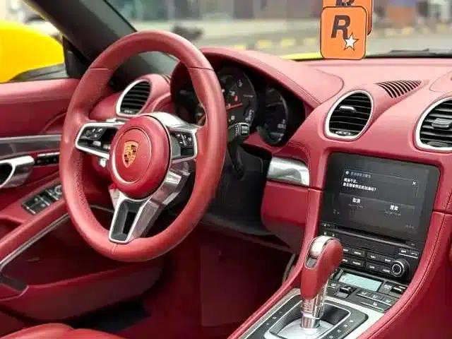 2022 Porsche 718 Boxster 2.0T — миниатюра 10