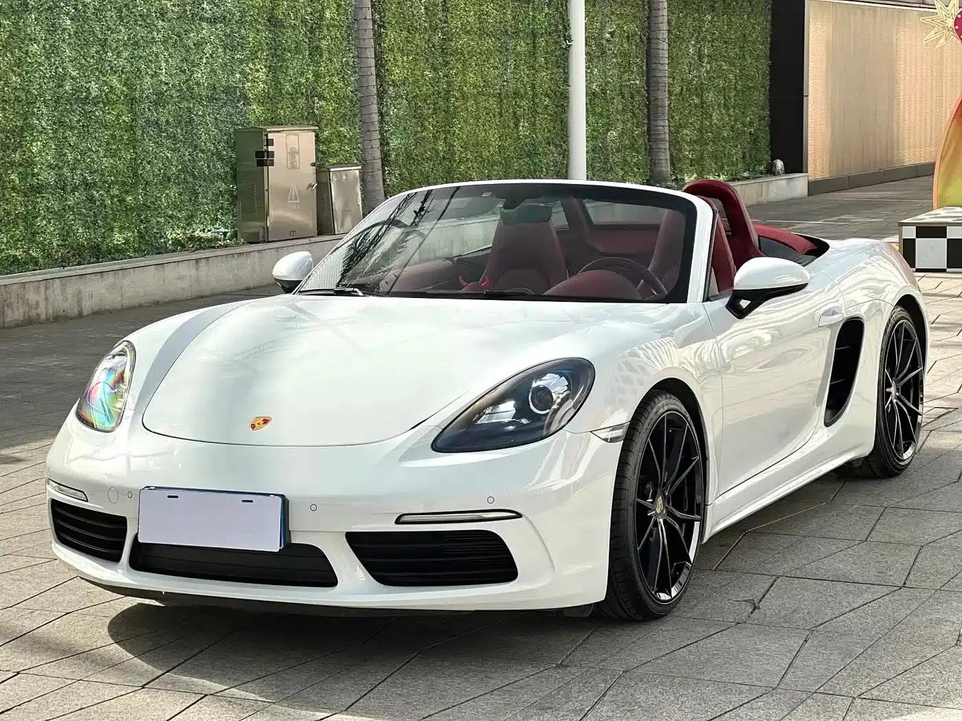 2020 Porsche 718 Boxster 2.0T — миниатюра 1