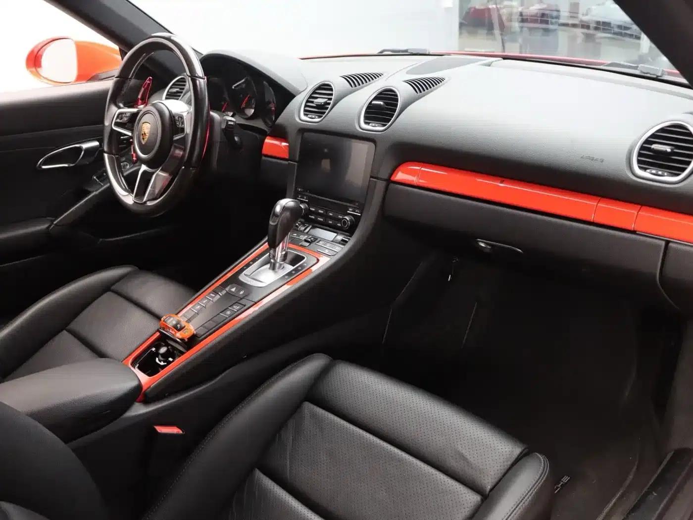 Porsche 718 Cayman 2016 2.0T — миниатюра 11