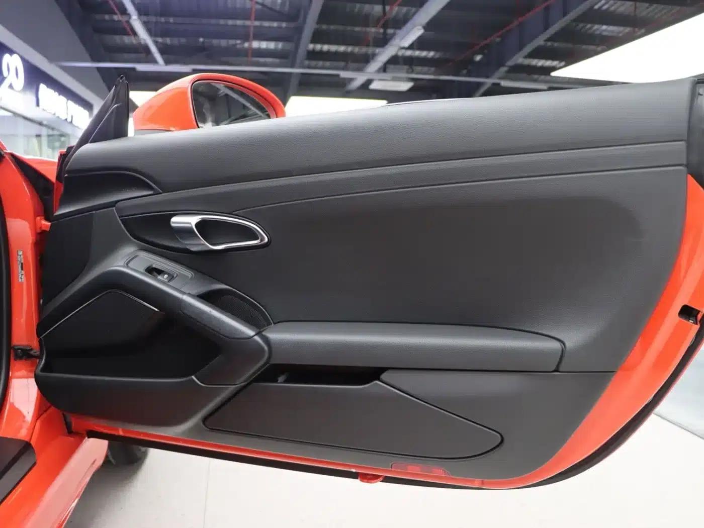 Porsche 718 Cayman 2016 2.0T — миниатюра 15