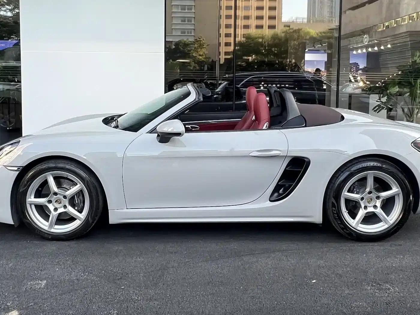 2020 Porsche 718 Boxster 2.0T — миниатюра 3