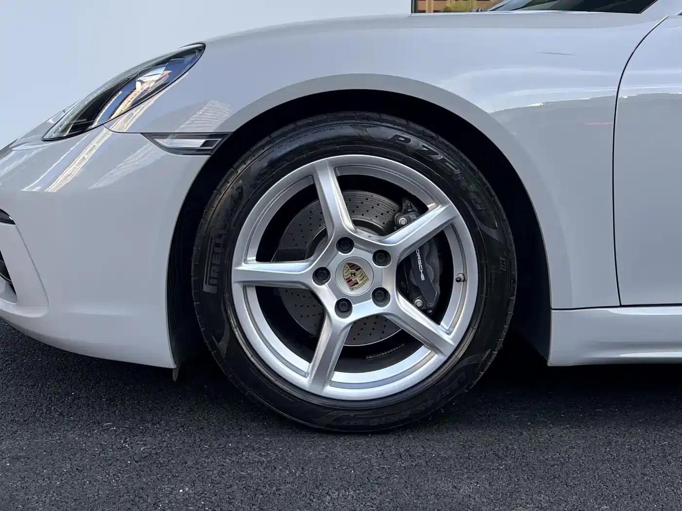 2020 Porsche 718 Boxster 2.0T — миниатюра 8