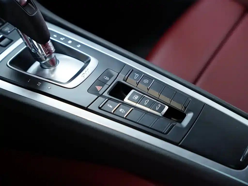 2016 Porsche 911 Carrera 4 3.0T — миниатюра 36