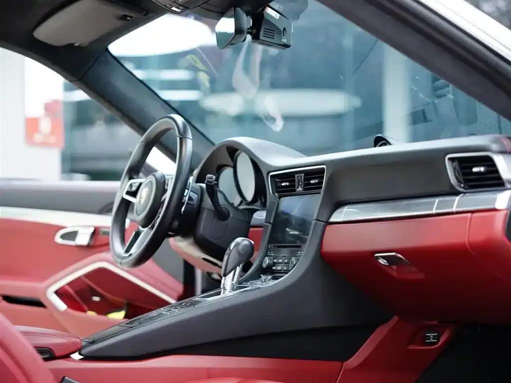 2016 Porsche 911 Carrera 4 3.0T — миниатюра 40