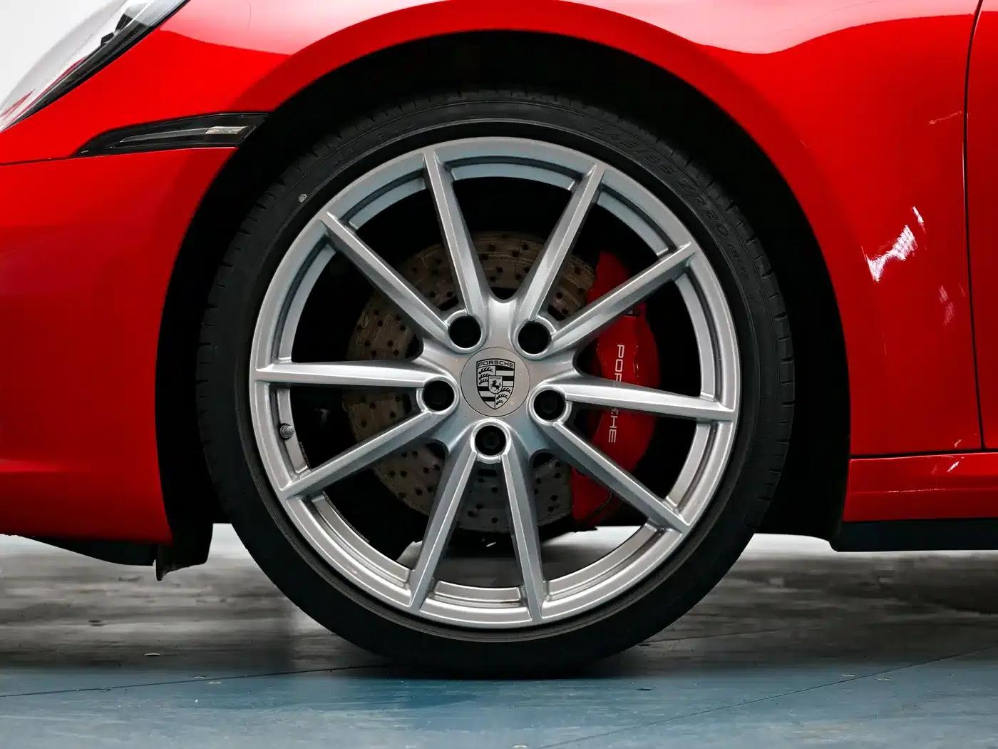 2022 Porsche 911 Carrera 4S 3.0T — миниатюра 8