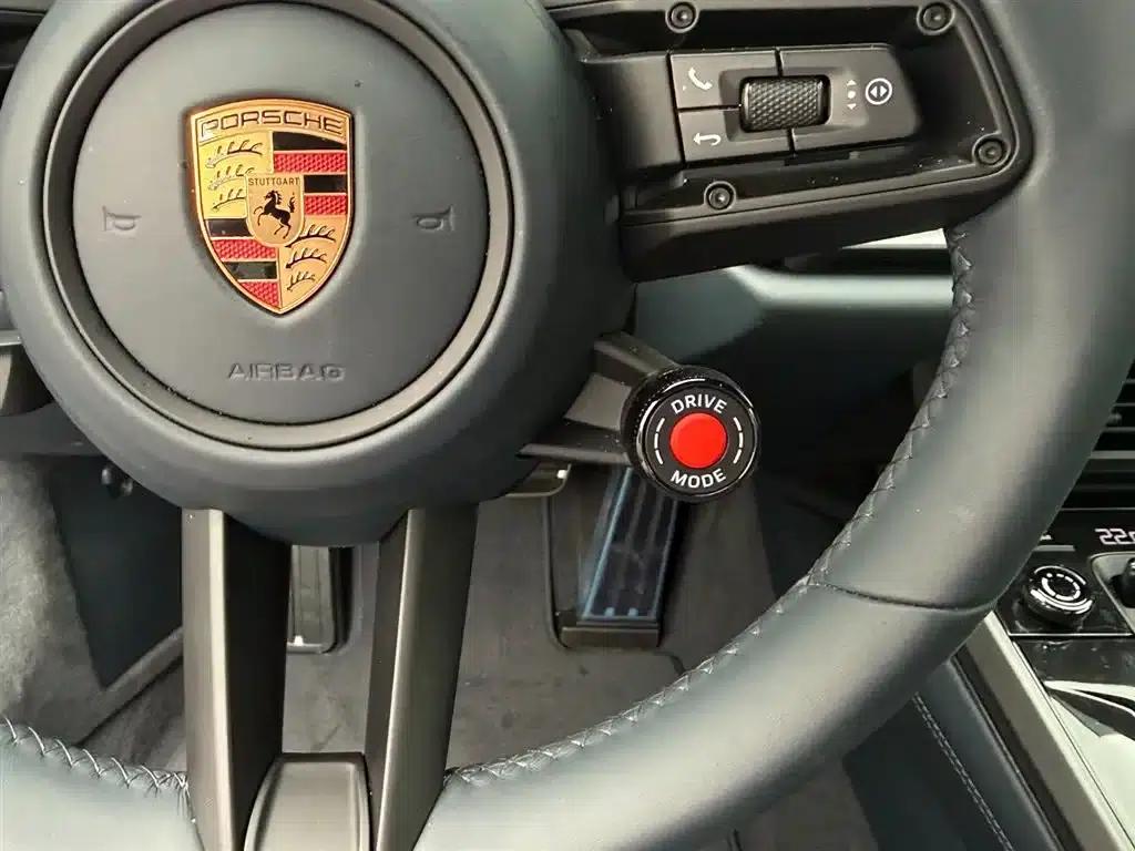 2025 Porsche 911 Carrera 3.0T — миниатюра 11