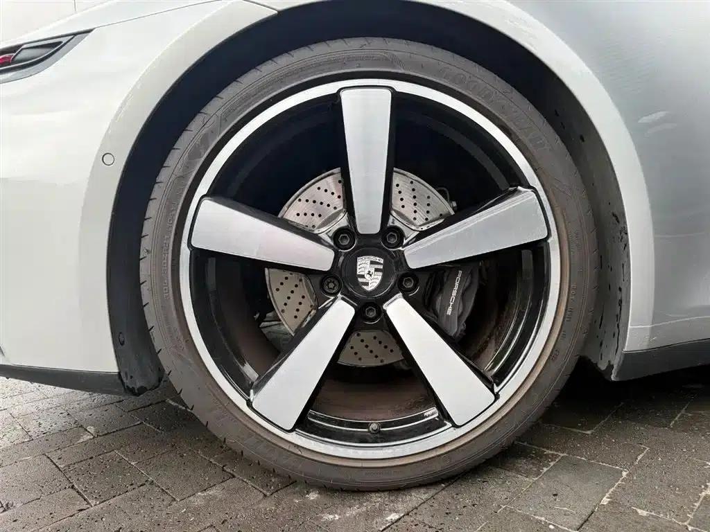 2025 Porsche 911 Carrera 3.0T — миниатюра 16