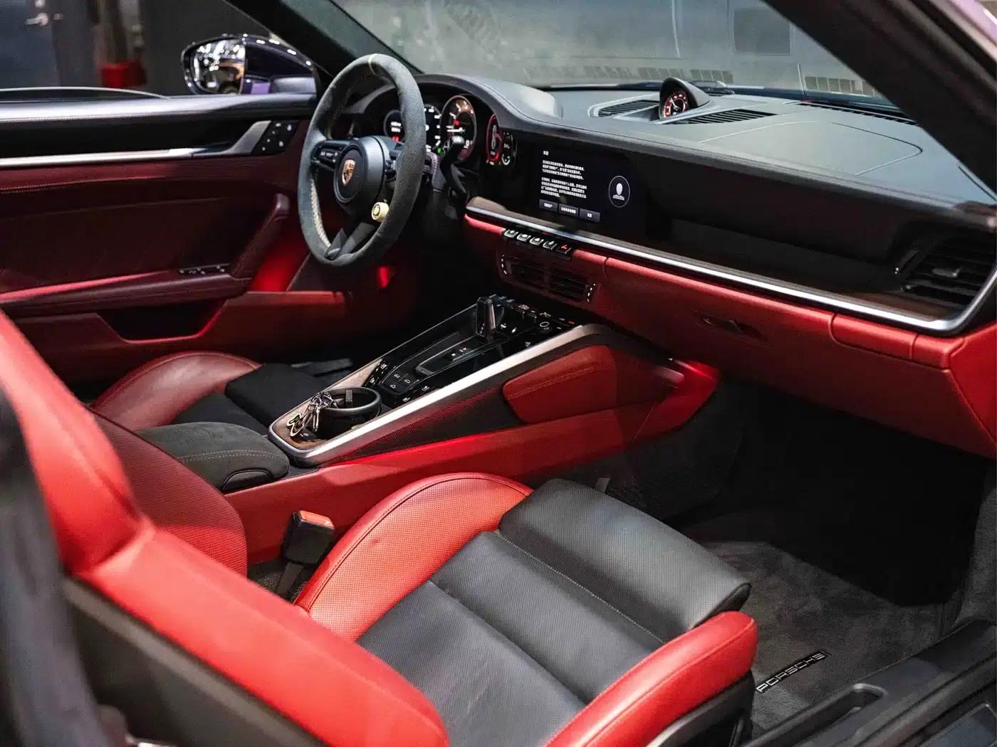 2022 Porsche 911 Turbo S 3.7T — миниатюра 25