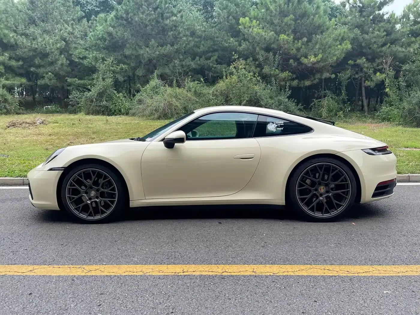 Porsche 911 2020 Carrera 3.0T — миниатюра 2