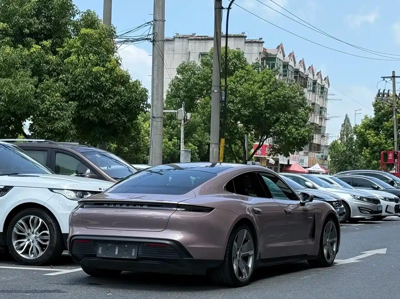 2020 Taycan — миниатюра 6