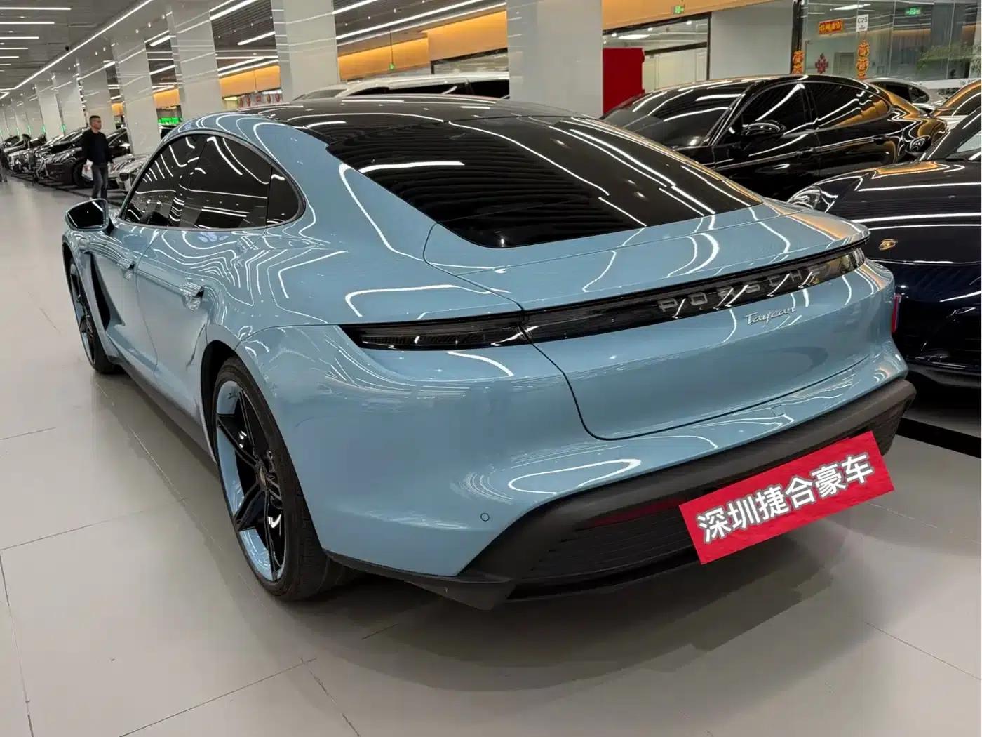 2022 Taycan 4S — миниатюра 4