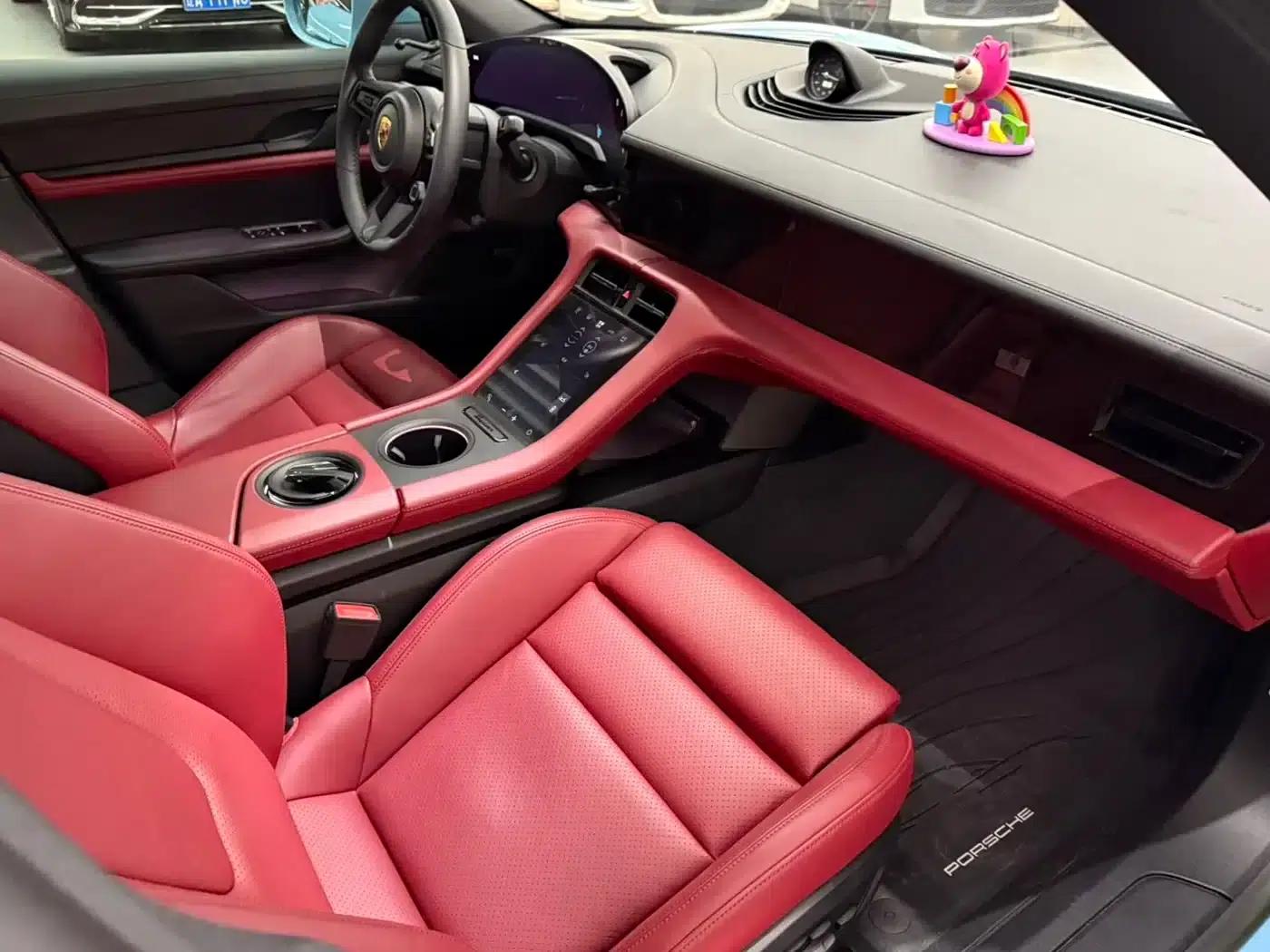 2022 Taycan 4S — миниатюра 8