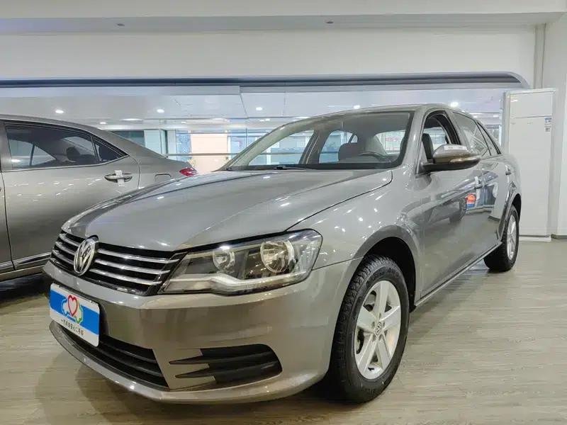 2014 Volkswagen Bora 1.6L Automatic Fashion Edition — миниатюра 1