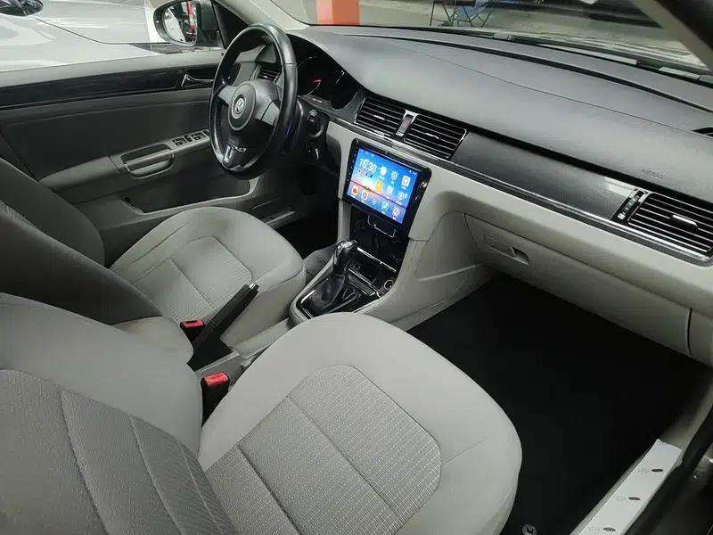 2014 Volkswagen Bora 1.6L Automatic Fashion Edition — миниатюра 11