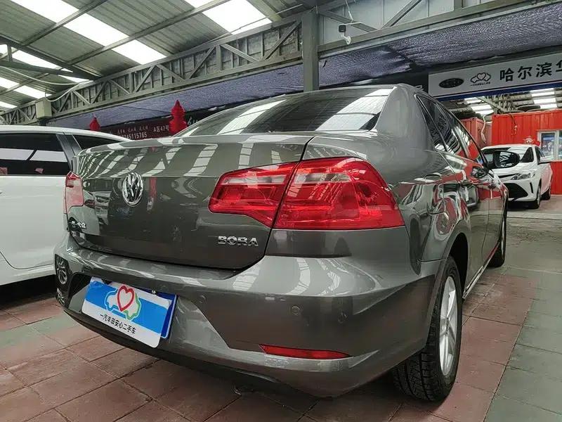 2014 Volkswagen Bora 1.6L Automatic Fashion Edition — миниатюра 6