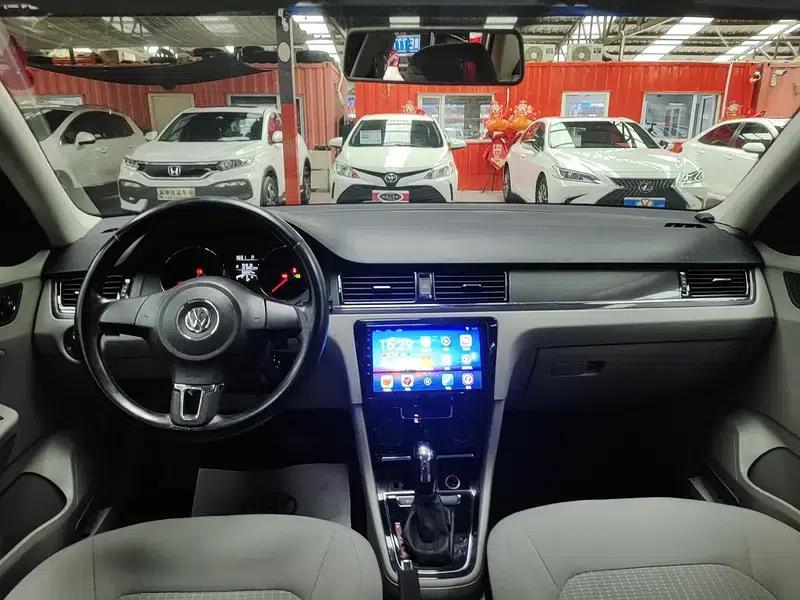 2014 Volkswagen Bora 1.6L Automatic Fashion Edition — миниатюра 8