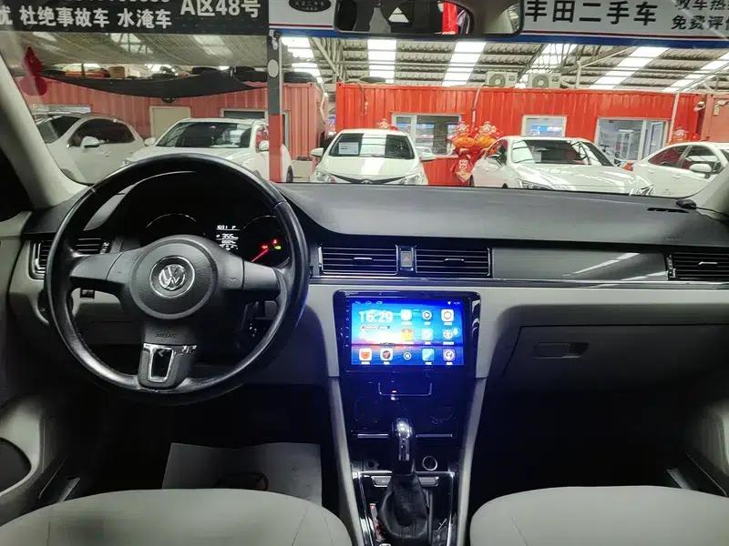 2014 Volkswagen Bora 1.6L Automatic Fashion Edition — миниатюра 10