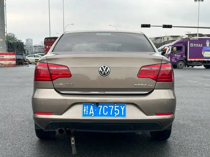2013 Volkswagen Bora 1.4T Automatic Luxury Edition — миниатюра 6