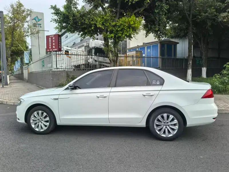 2019 Volkswagen Bora Facelift: Bora Legend 1.5L Automatic Fashion Model (China VI Emission Standard) — миниатюра 4