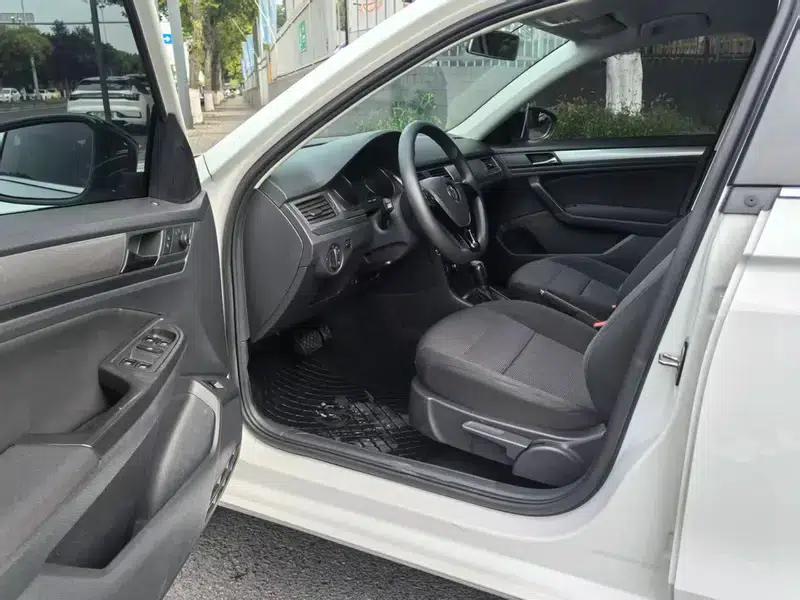 2019 Volkswagen Bora Facelift: Bora Legend 1.5L Automatic Fashion Model (China VI Emission Standard) — миниатюра 10