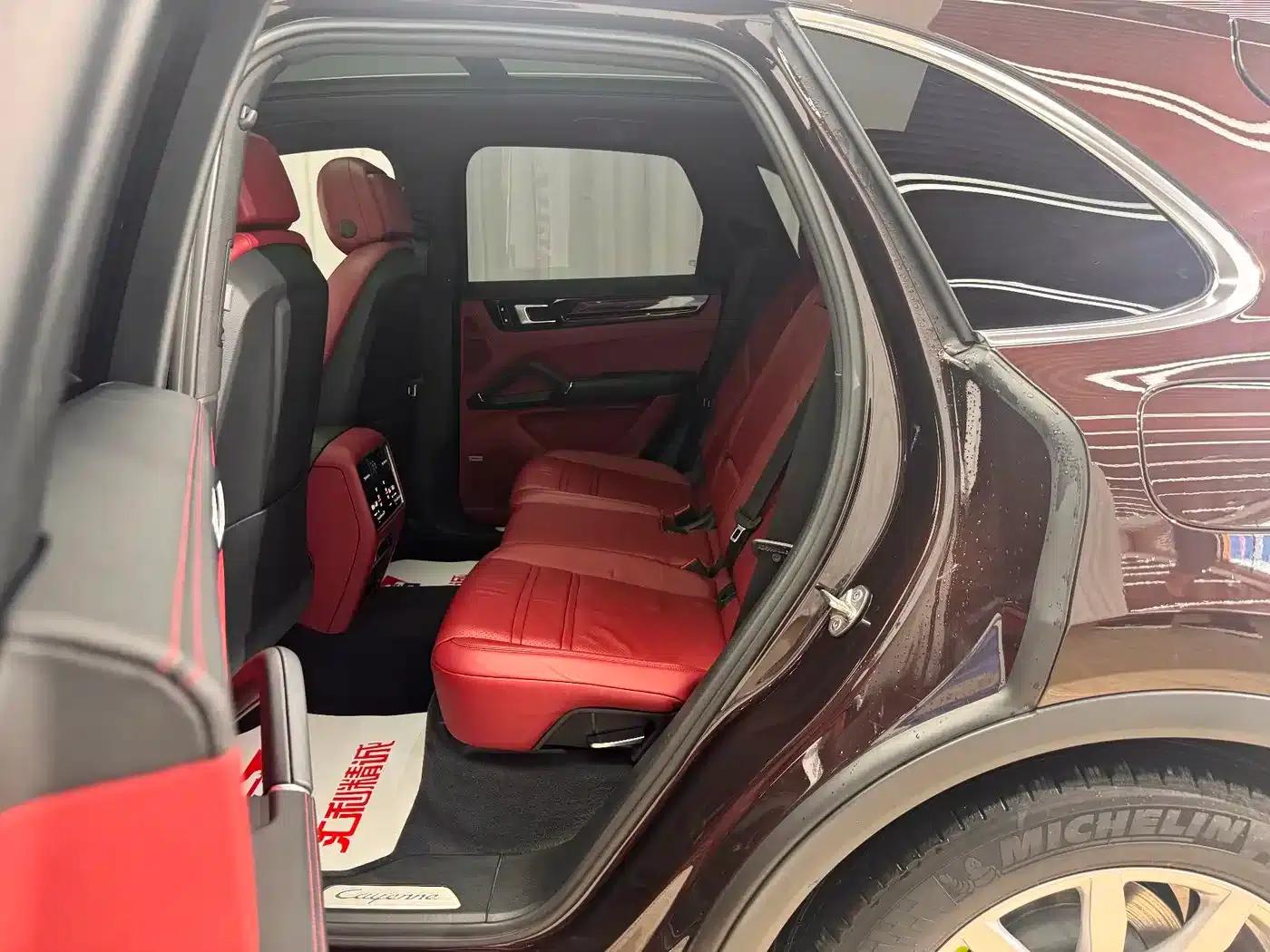2019 Cayenne E-Hybrid 2.0T — миниатюра 13