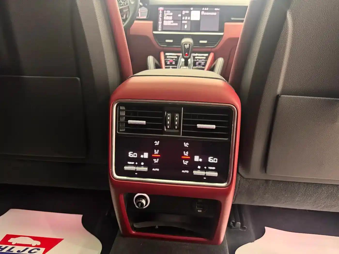2019 Cayenne E-Hybrid 2.0T — миниатюра 22