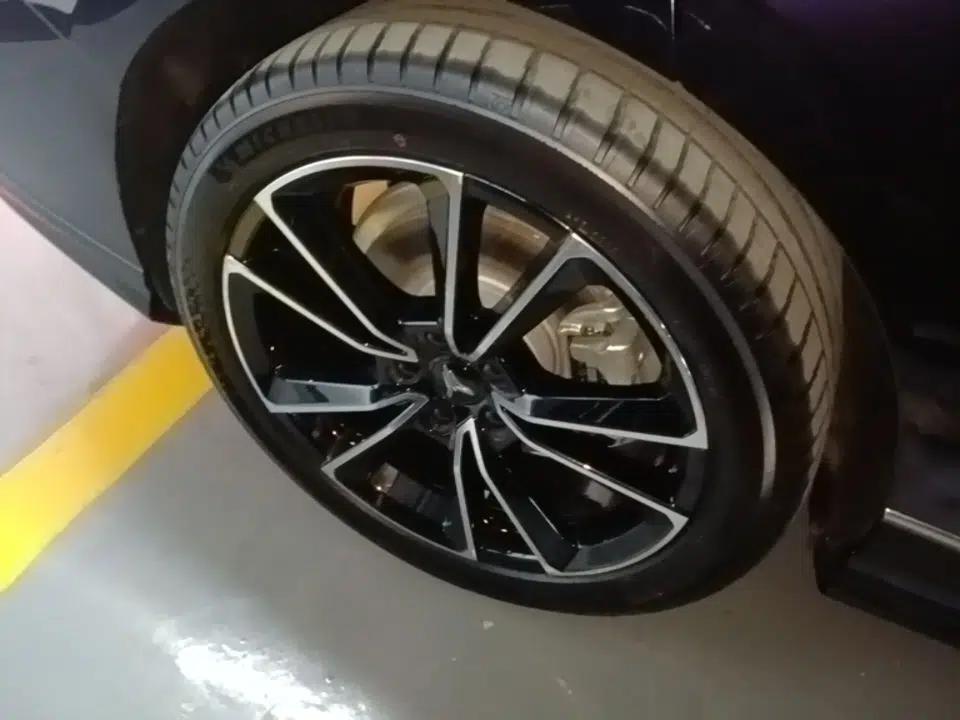 VOYAH PASSION 2024 PHEV Four-Wheel Drive Ultra-Long Range Flagship Model — миниатюра 16
