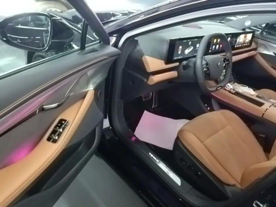 VOYAH PASSION 2024 PHEV Four-Wheel Drive Ultra-Long Range Flagship Model — миниатюра 23