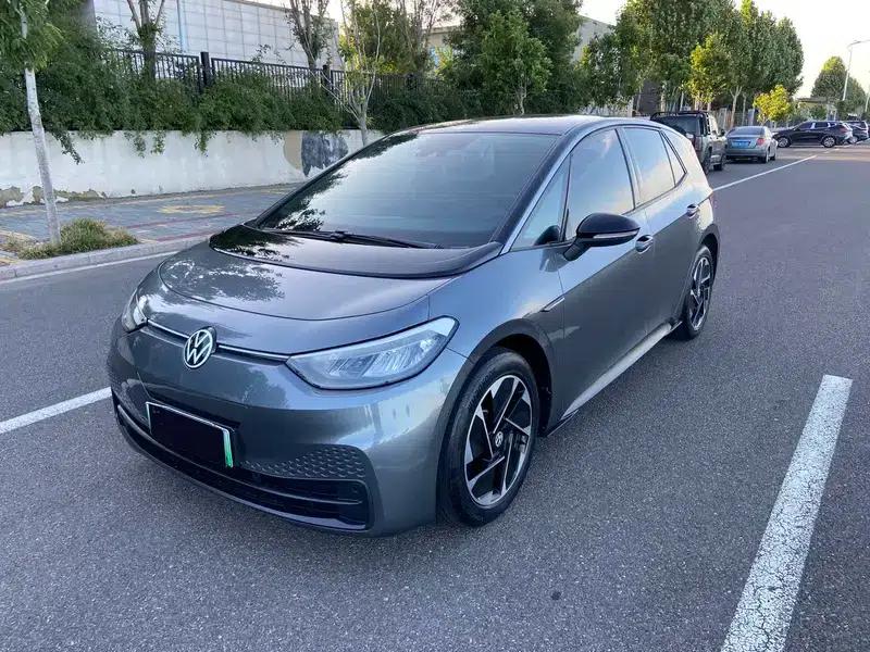 Volkswagen ID.3 2023 Pure Smart Edition — миниатюра 1