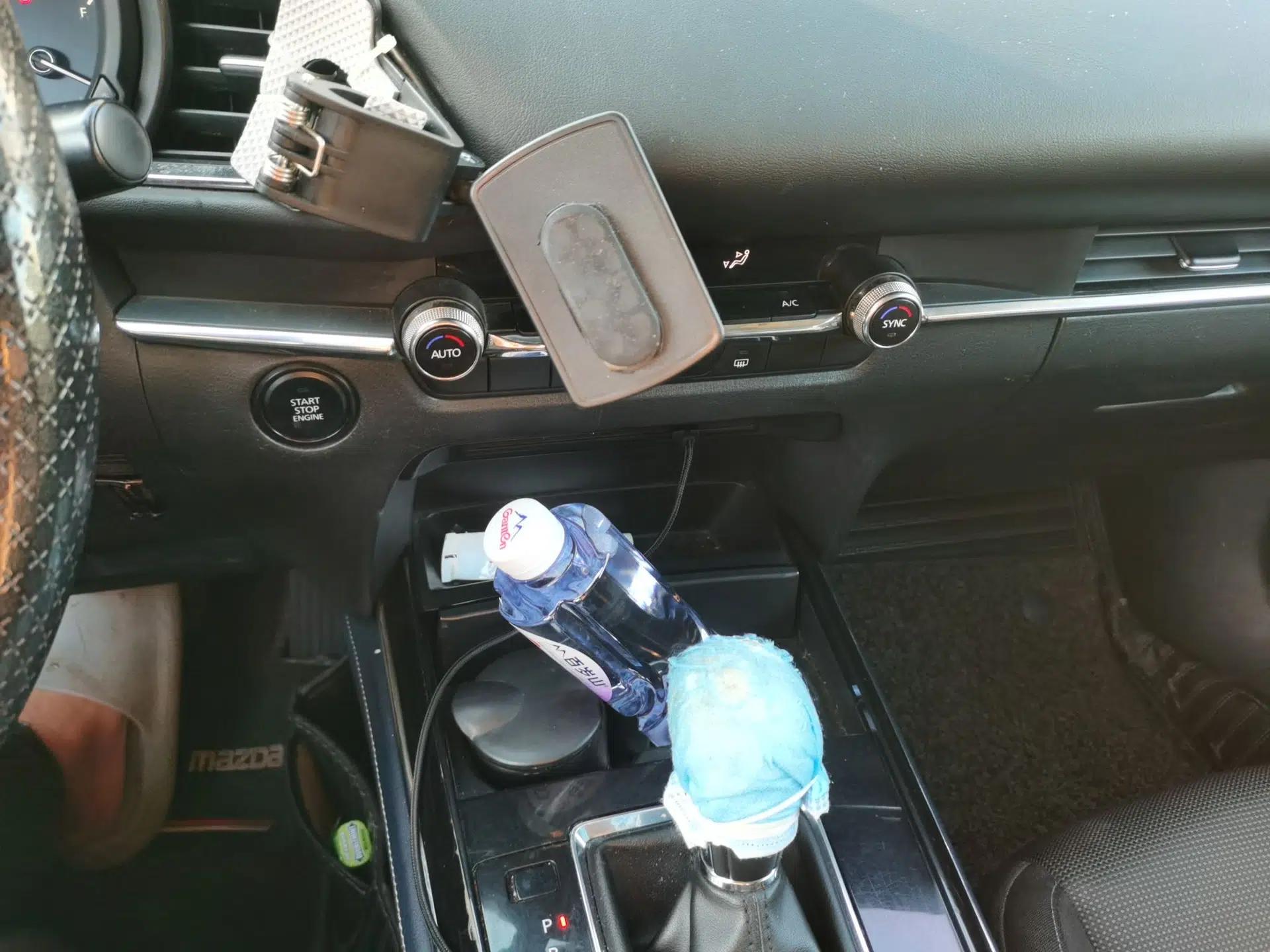 Mazda CX-30 2020 2.0L Automatic Joyful Model — миниатюра 13