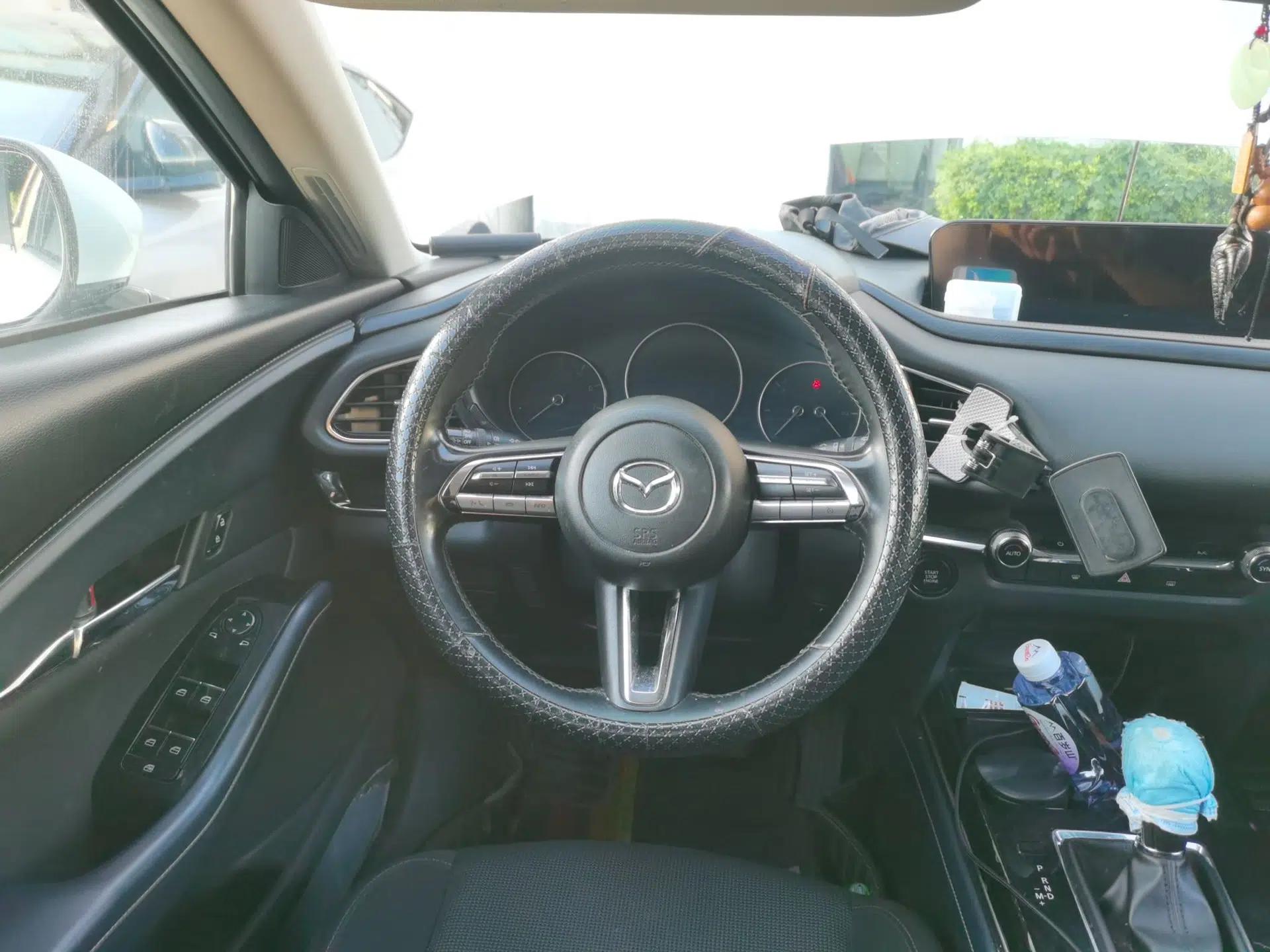 Mazda CX-30 2020 2.0L Automatic Joyful Model — миниатюра 10