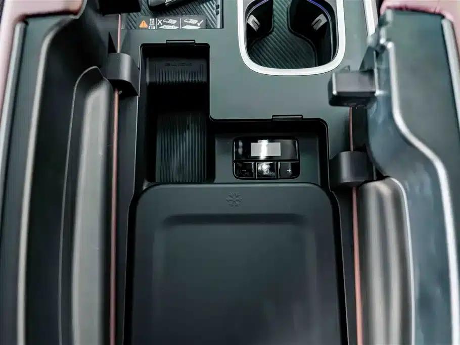 Century 2023 2.0T Six-Seat Luxury Edition — миниатюра 18