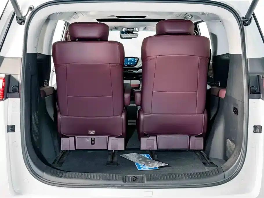 Century 2023 2.0T Six-Seat Luxury Edition — миниатюра 31