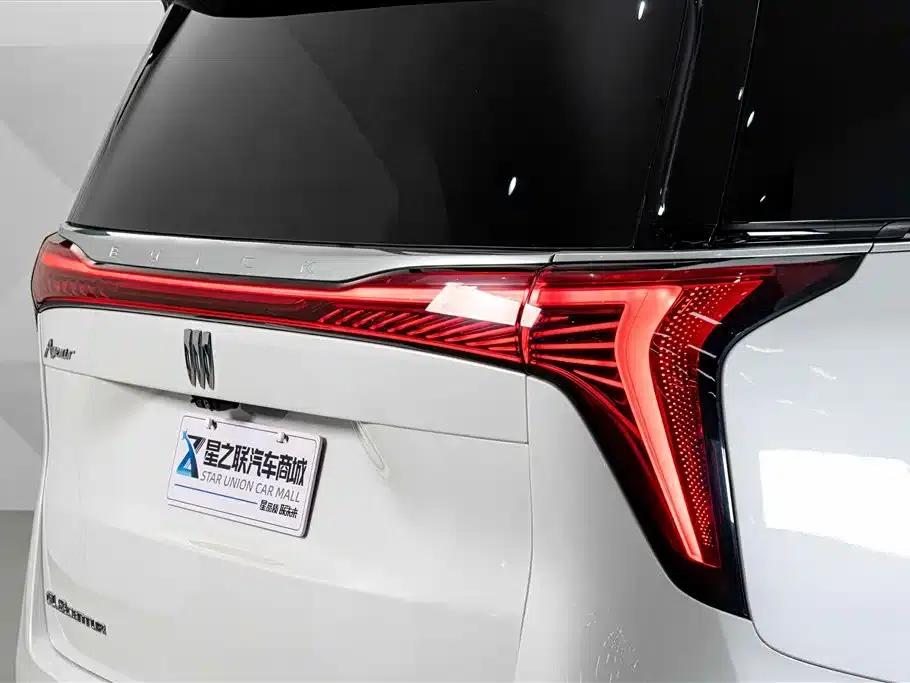 Century 2023 2.0T Six-Seat Luxury Edition — миниатюра 9